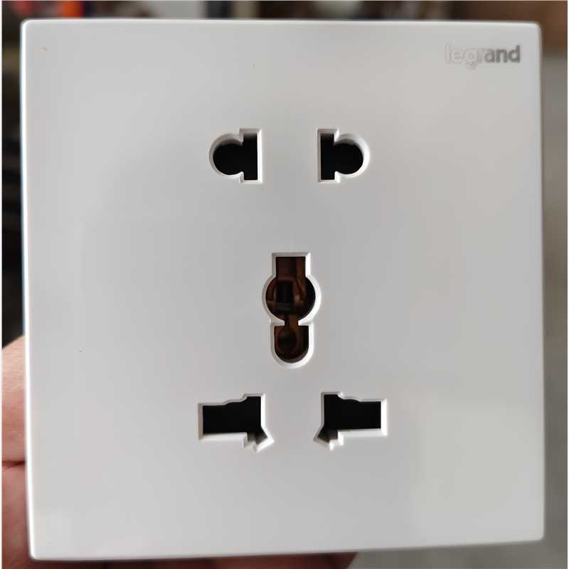 K8逸景 K8逸景 K8玉兰白/国际五孔 86型 K8/426/10USU 86型 K8/426/10USU