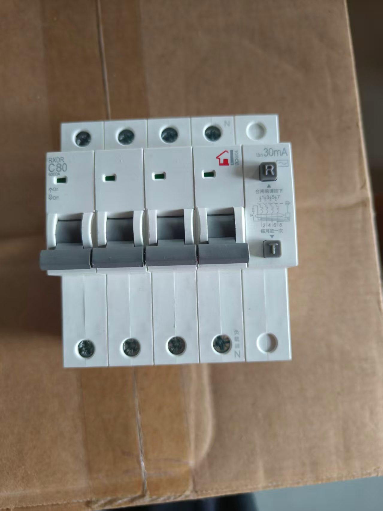 RXD 系列 RXD 系列 4P80A 带漏电（RXD系列 ）  DCN804 DCN804