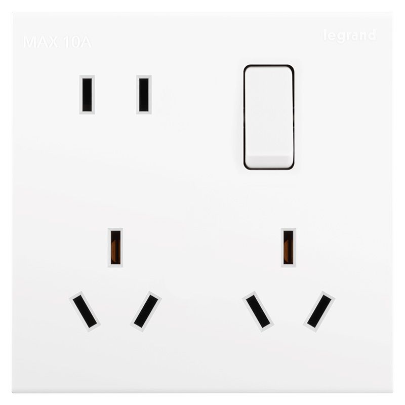 淳逸 E8 淳逸 E8 淳逸陶瓷白/一开8孔10A  E8/15/8P E8/15/8P