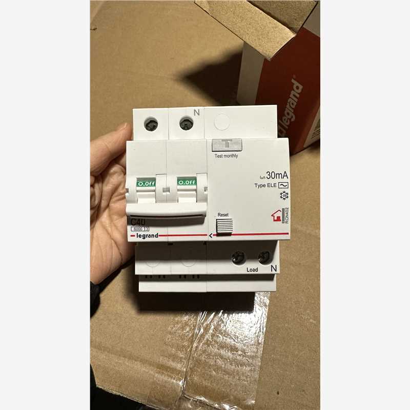 RXC RXC RXC系列  2P40A 带漏电  RCN402 RCN402