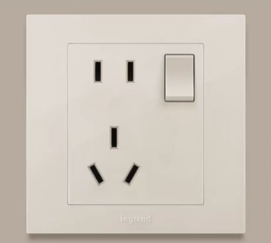 博蕴彩色 博蕴彩色 博蕴粉铂金/一开单控五孔 86型 ES15/10USL-C2 86型 ES15/10USL-C2