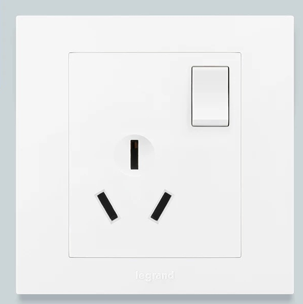 轻艺白色 轻艺白色 轻艺玉兰白/一开三孔10A 86型 ERS15/10S 86型 ERS15/10S